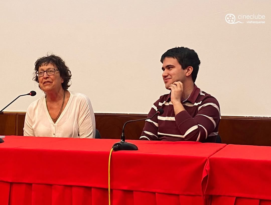 A MULHER QUE MORREU DE PÉ_2